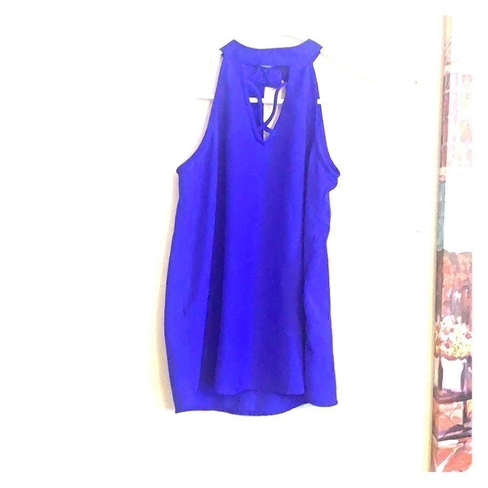 Small Indulge royal blue sleeveless date night top. (J1)